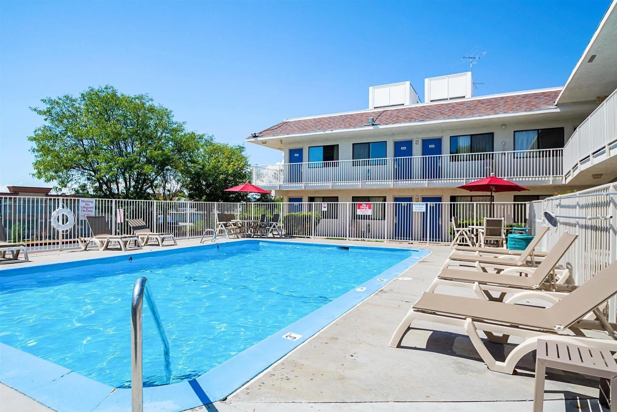 Motel 6-Pueblo, Co - I-25 Экстерьер фото