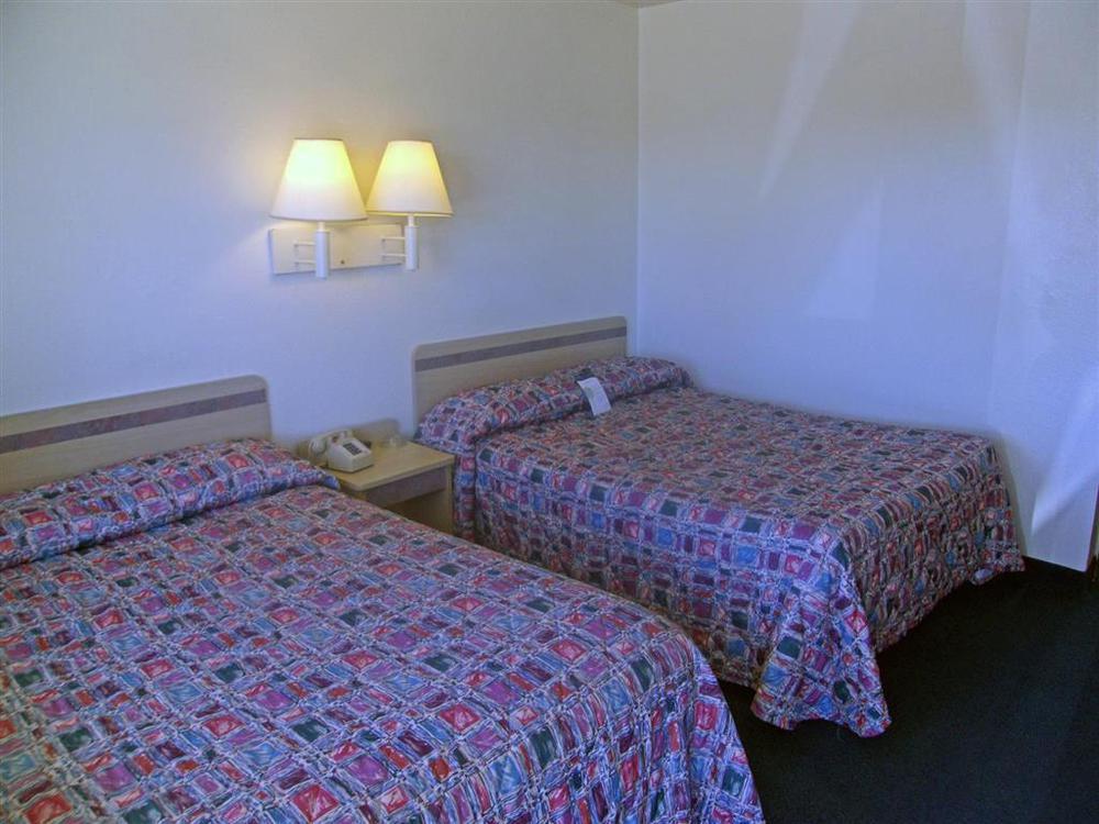 Motel 6-Pueblo, Co - I-25 Номер фото